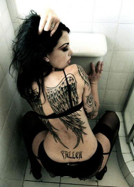 tattooed_girls_are_so_damn_sexy_640_15