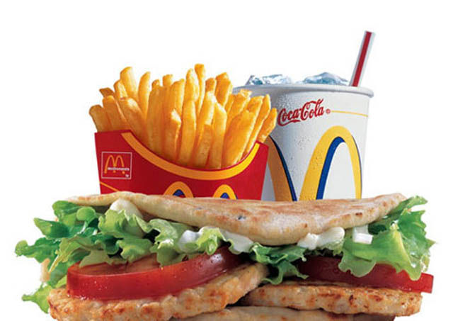 exotic_meals_at_mcdonalds_around_the_world_640_06