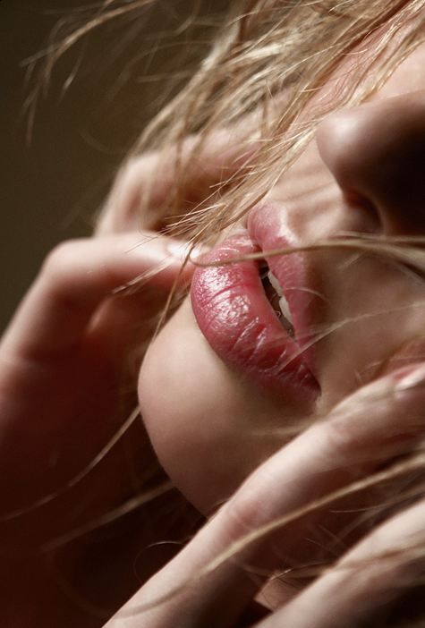 tumblr_lznhm2y53D1r8nbz7o1_500