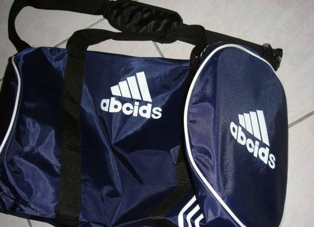 chinese_counterfeiting_at_its_worst_640_11