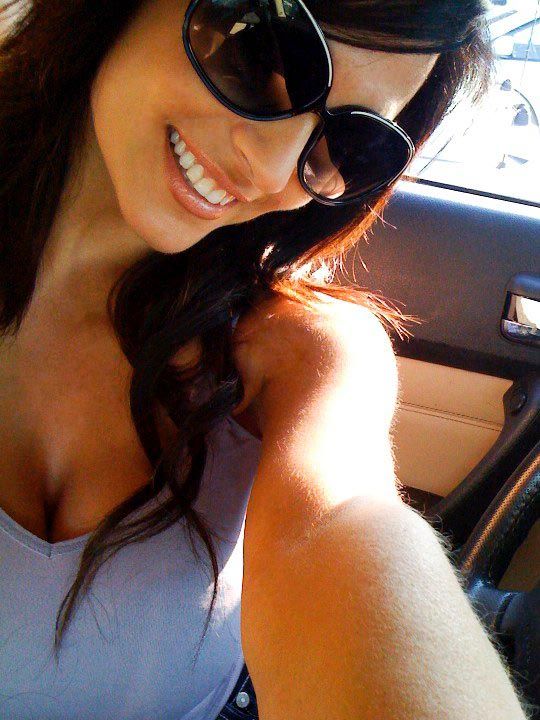 denise-milani-facebook-photos-49