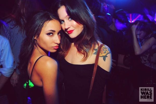 the_sexiest_lavo_nyc_party_chicks_su3w8_640_53