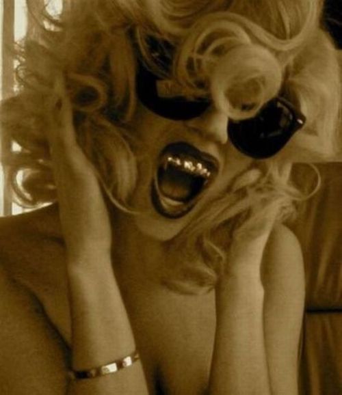 gaga_34