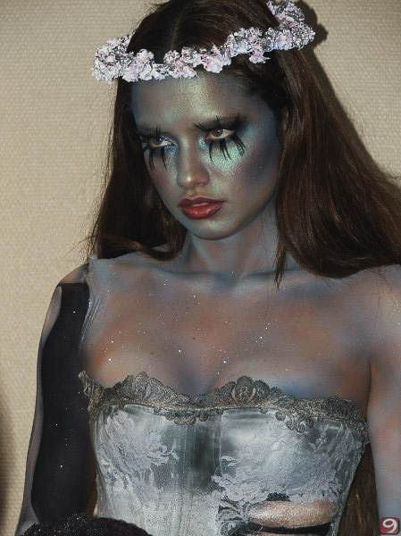 adriana-lima-halloween-4