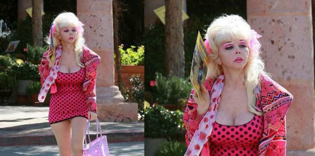 a_more_mature_barbie_640_10