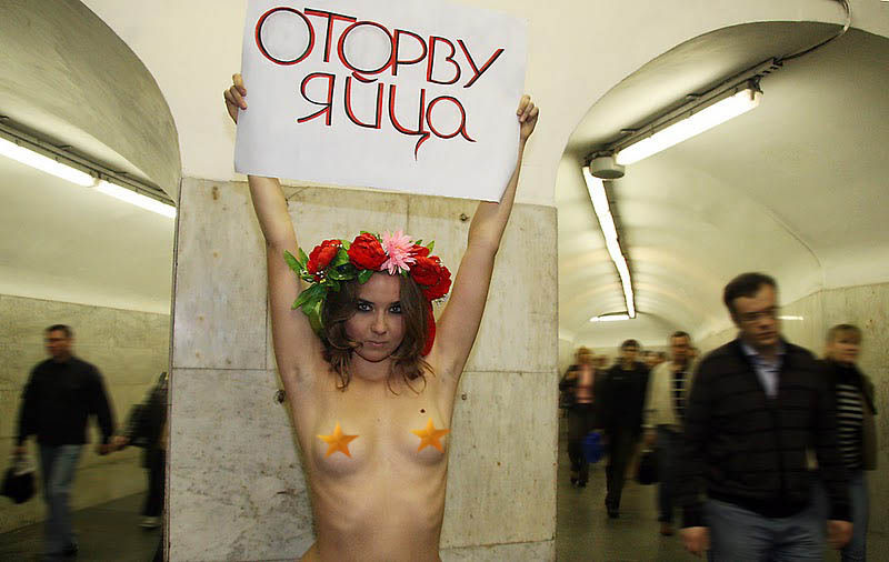 ukrainian-femen-topless-protesters-10