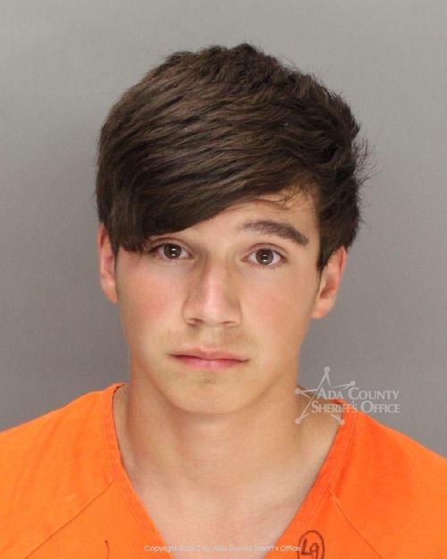 tumblr_m5n3d8XuCt1rn6umyo1_500