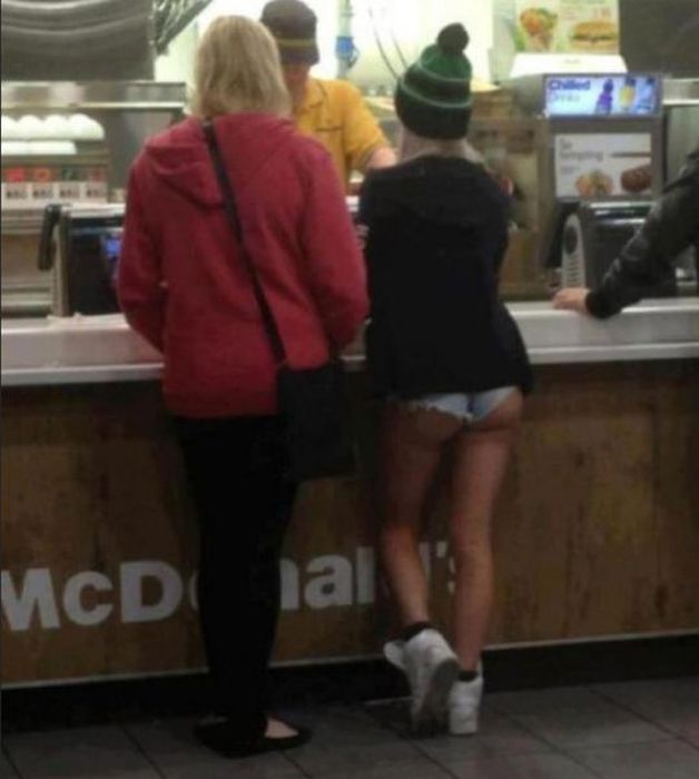 some_of_the_strangest_things_seen_at_mcdonalds_18