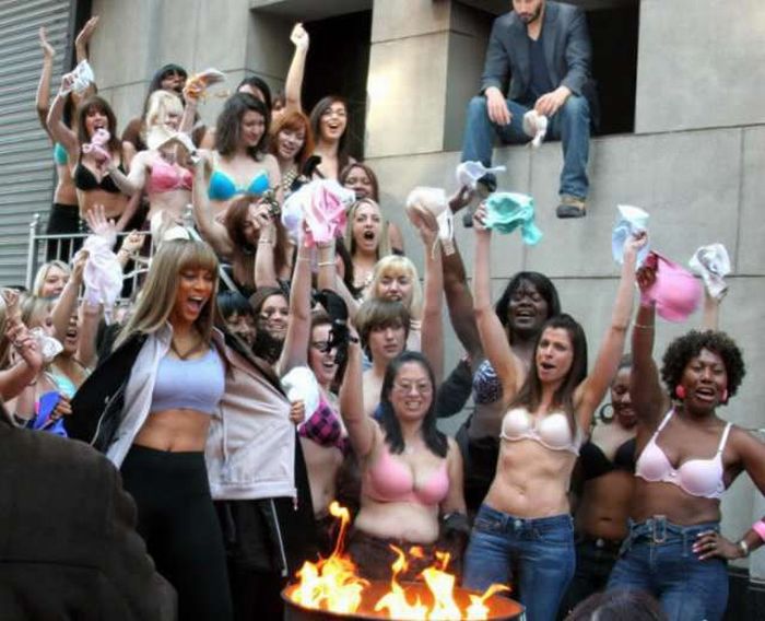 happy_birthday_to_sad_keanu_reeves_16