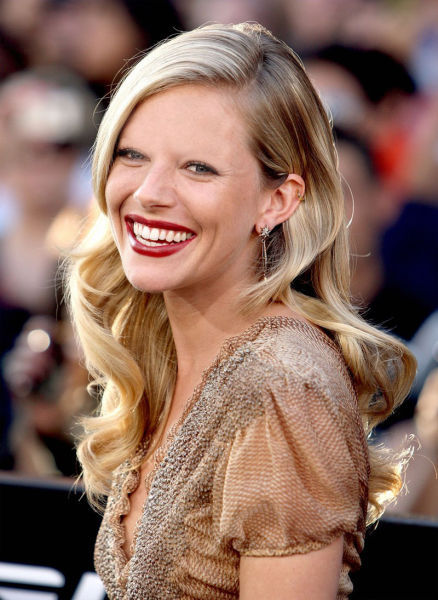 celebrities_with_no_eyebrows_640_52