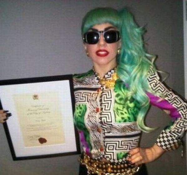 gaga_56