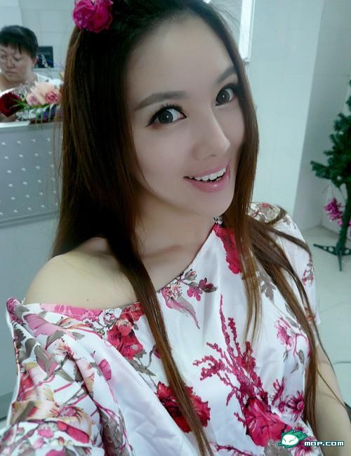 zhu-songhua-china-prettiest-school-teacher-43