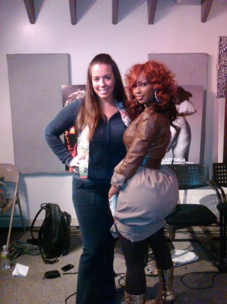 the_big_dignity_girl_640_12