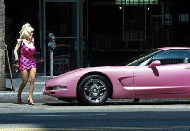 a_more_mature_barbie_640_11