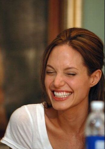 angelina_jolie_78