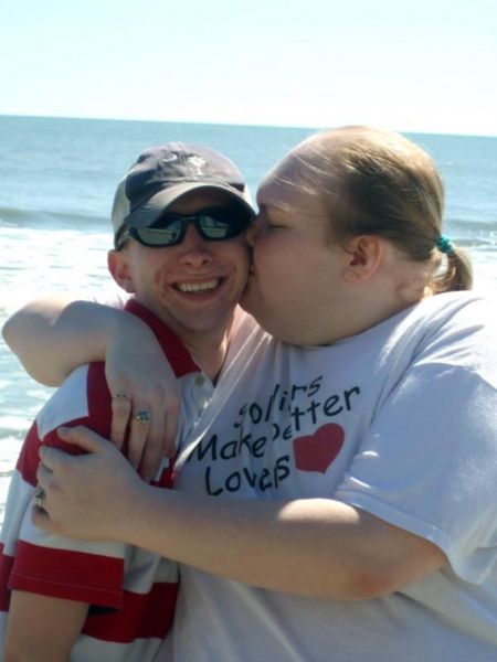 Igotmarried_beachkiss