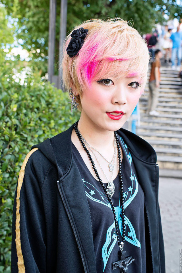 fashion_on_the_streets_of_tokyo_640_high_18