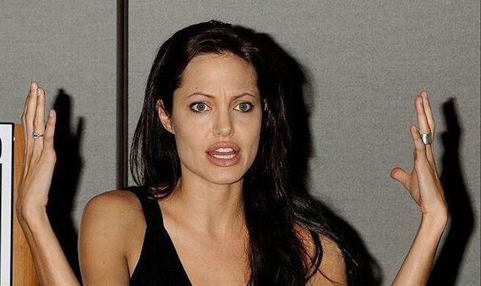 angelina_jolie_64