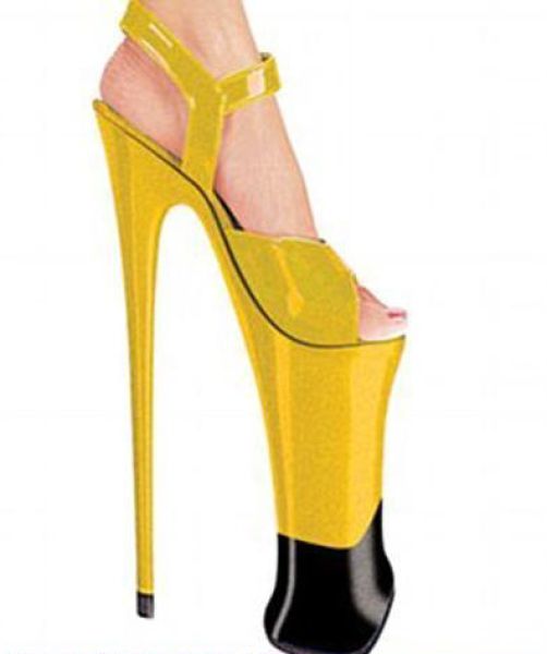 insane_hign_heels_640_23