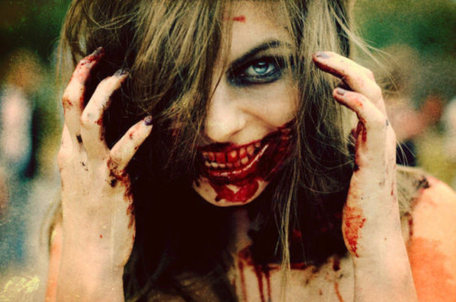 blood-girl-scary-sexy-zombie-favim