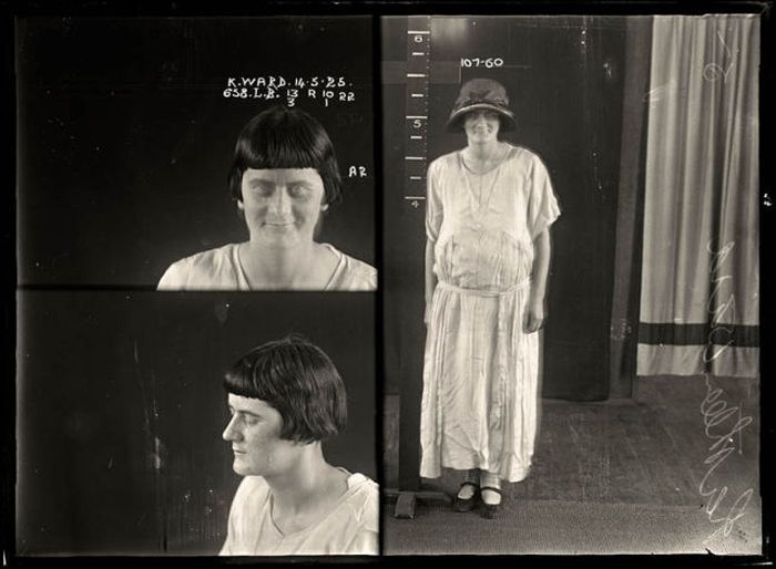 retro_mug_shots_of_women_17