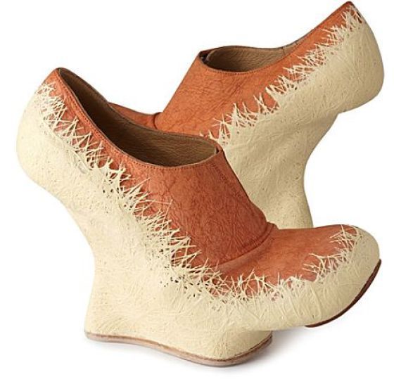 insane_hign_heels_640_28