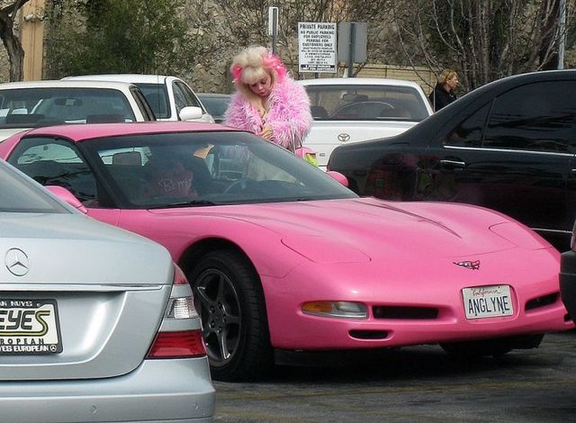 a_more_mature_barbie_640_16