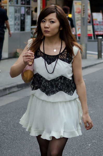 strange_japanese_womens_fashion_640_53