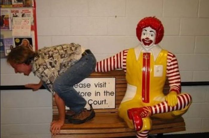 some_of_the_strangest_things_seen_at_mcdonalds_01