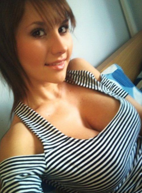 amazing_cleavage_07