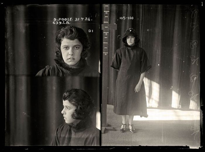 retro_mug_shots_of_women_05