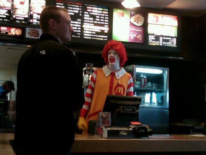 some_of_the_strangest_things_seen_at_mcdonalds_35