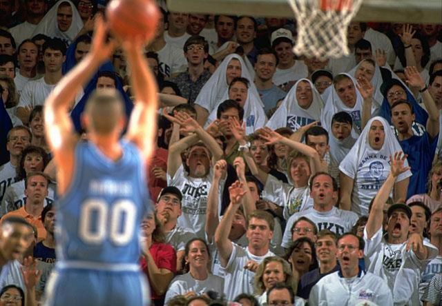 getting_basketball_players_distracted_640_25