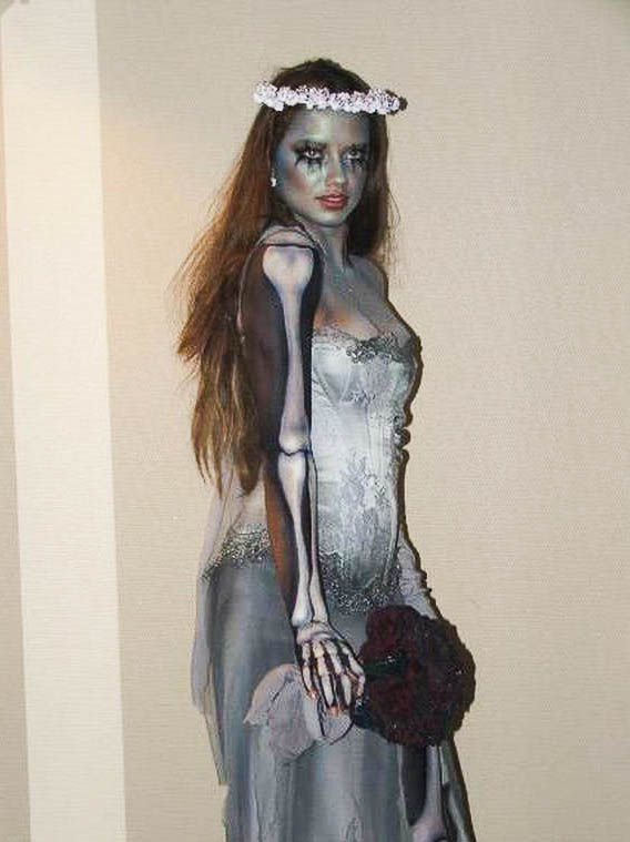 miranda-kerr-halloween-2